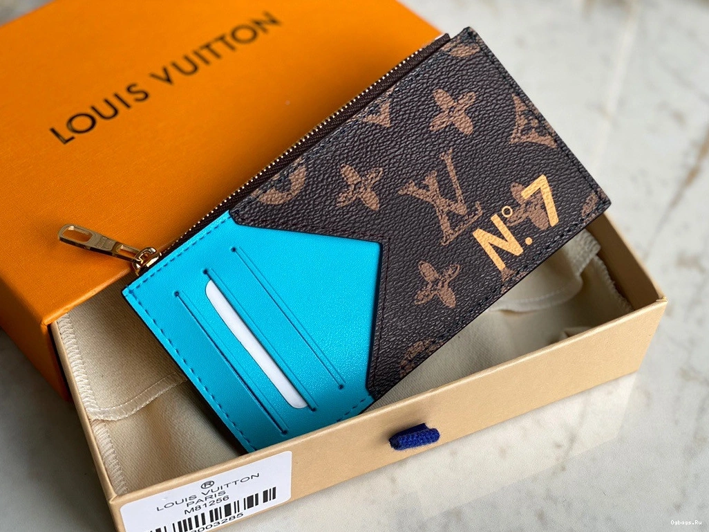 HOLDER LOUIS VUITTON CC 0421